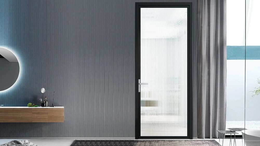 65 Narrow-Frame Hinged Door